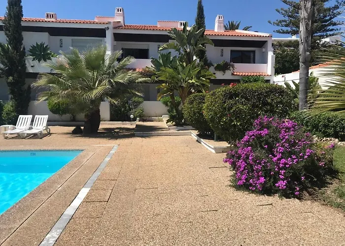 Апарт-отель Solar De Sao Joao 3*