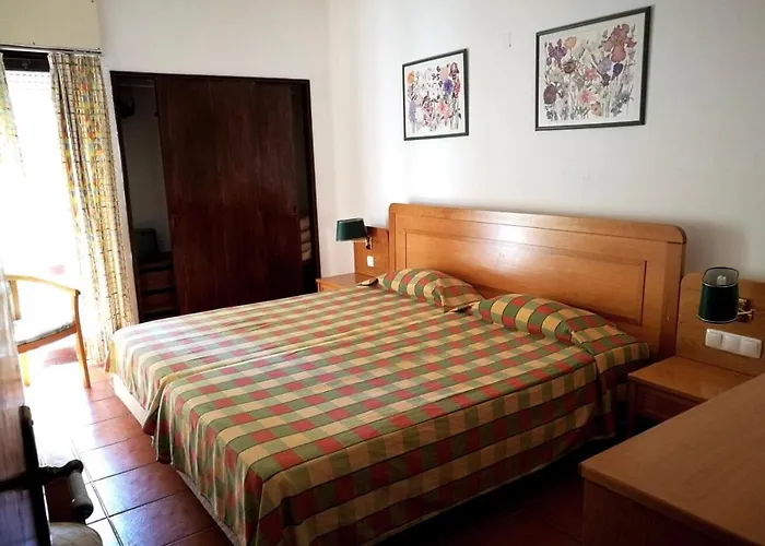 Solar De Sao Joao 公寓式酒店